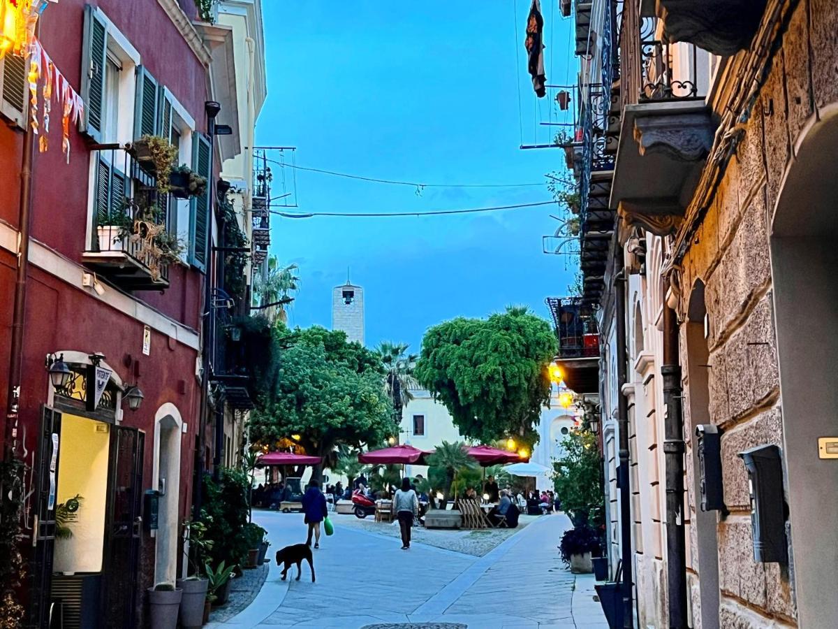 Ferienwohnung La Casa Di Ale Nel Centro Storico Di Cagliari Exterior foto
